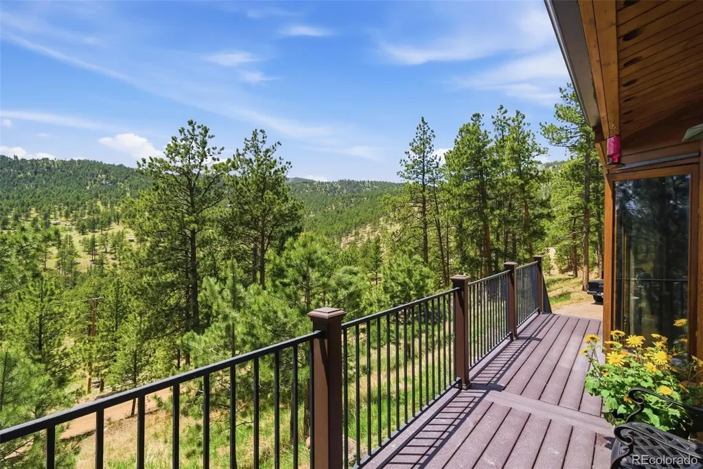 1884 Saddle Notch Road Loveland CO 80537