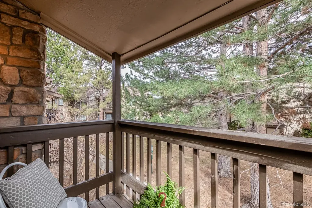 1863 S Pitkin Circle Aurora CO 80017