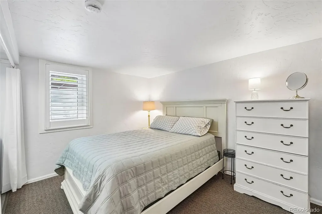 7680 W Meadow Drive Littleton CO 80128