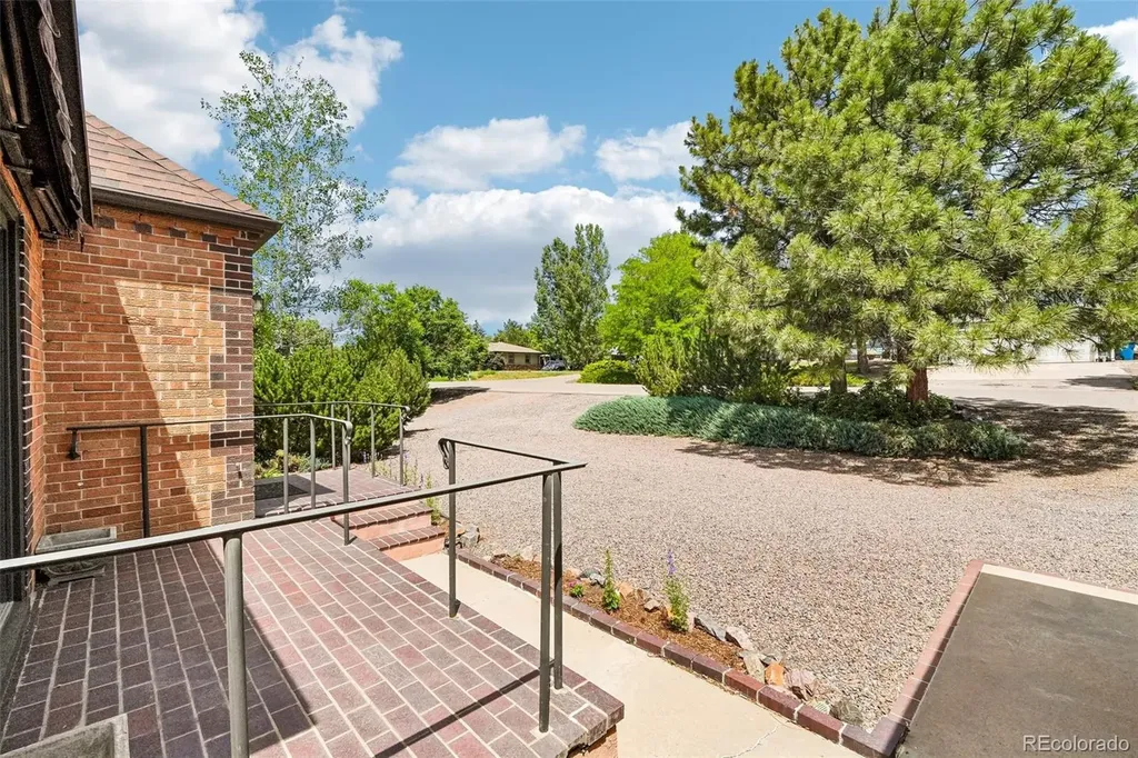 7680 W Meadow Drive Littleton CO 80128