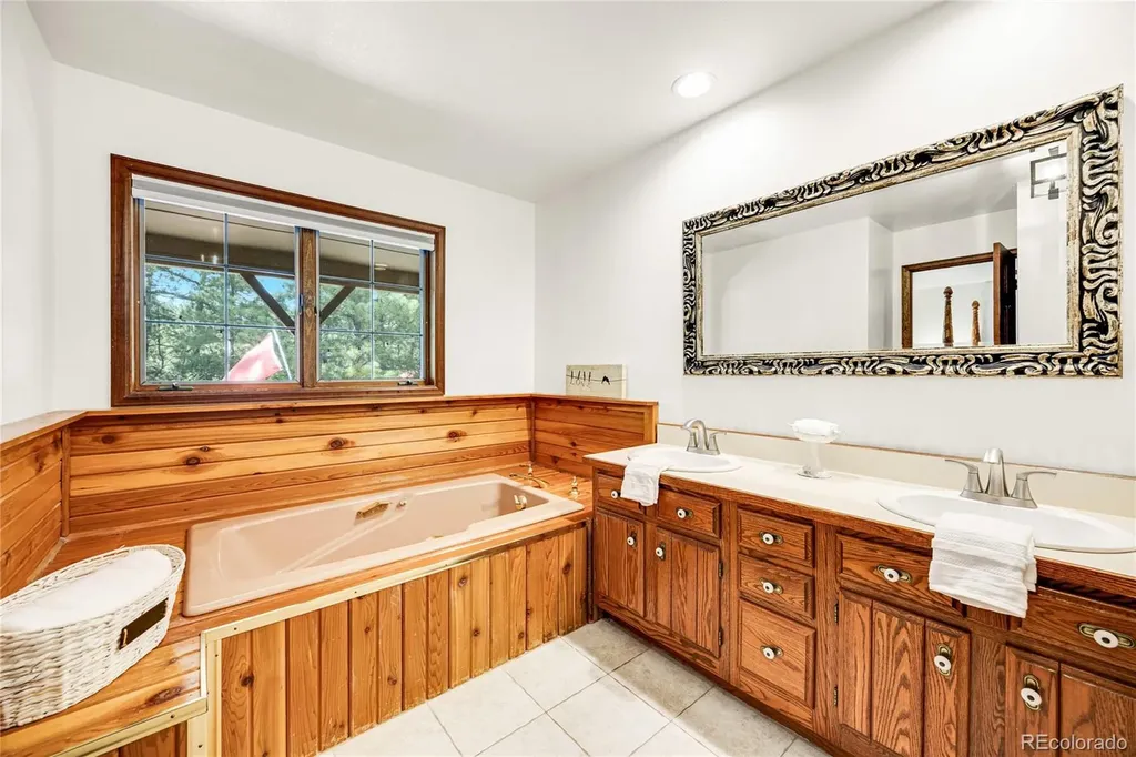 545 Tenderfoot Drive Larkspur CO 80118
