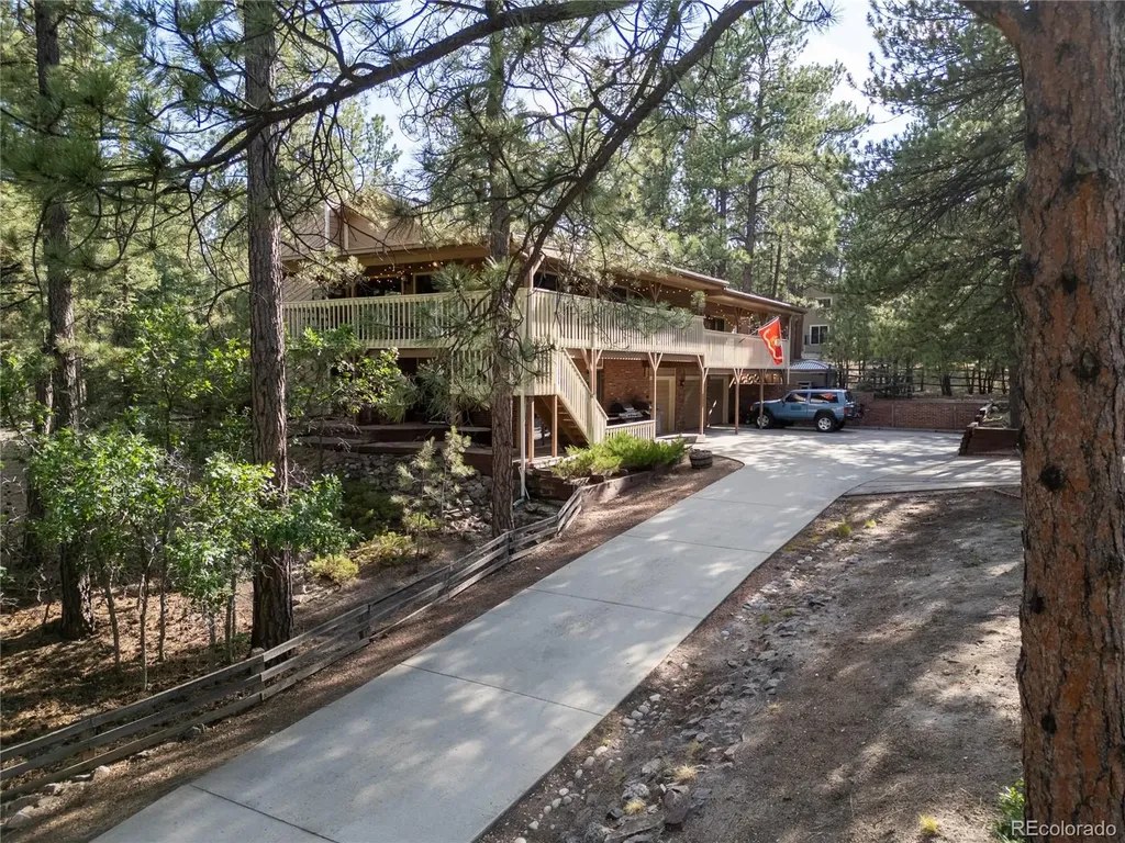 545 Tenderfoot Drive Larkspur CO 80118