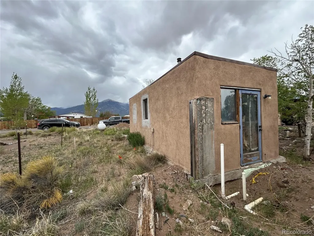 321 Palisade Court Moffat CO 81143