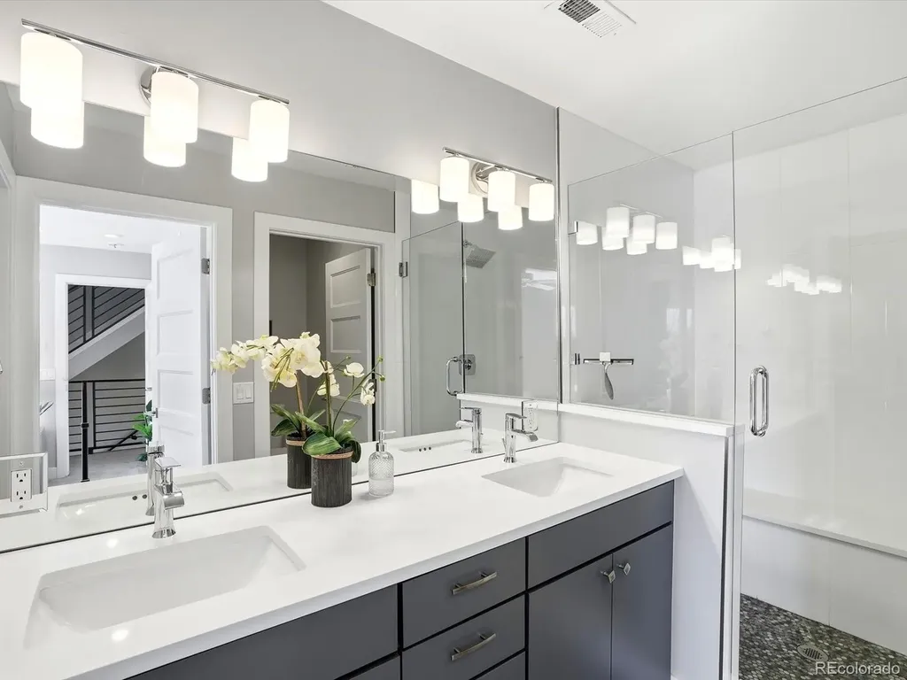 4922 Lowell Boulevard Denver CO 80221