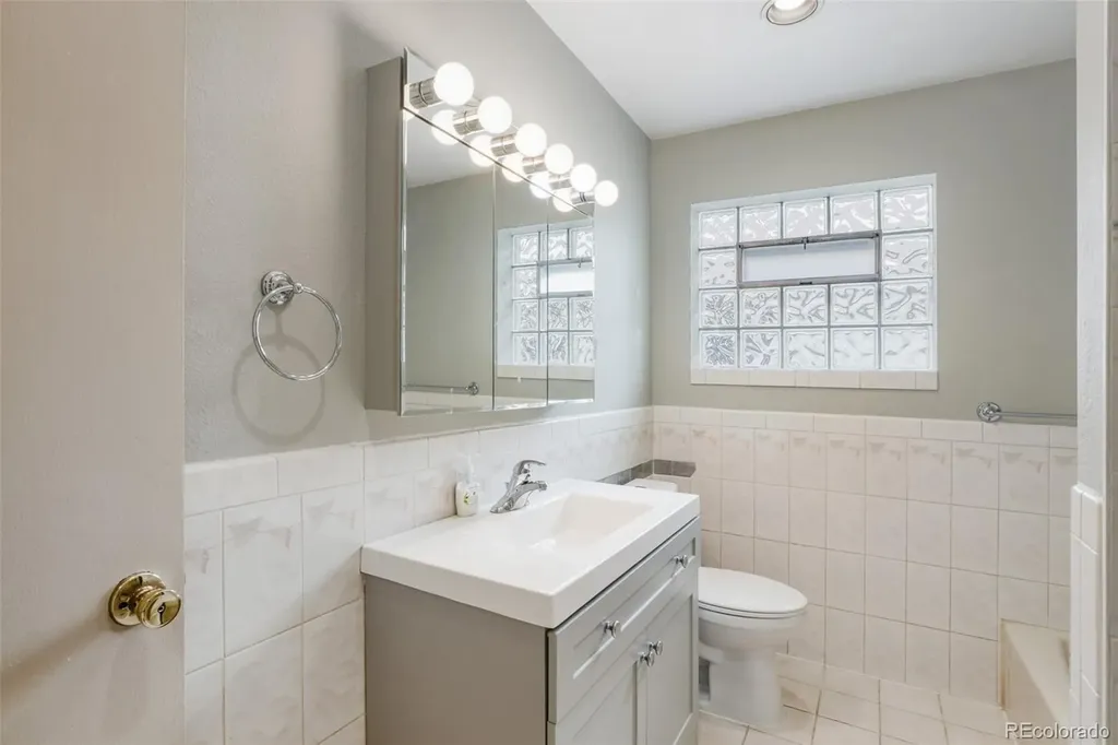 181 S Holly Street Denver CO 80246