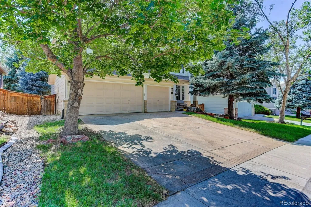 9753 Carr Circle Broomfield CO 80021