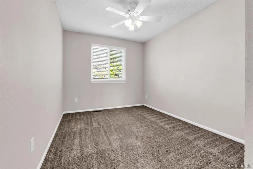 10516 Hyacinth Lane Highlands Ranch CO 80129