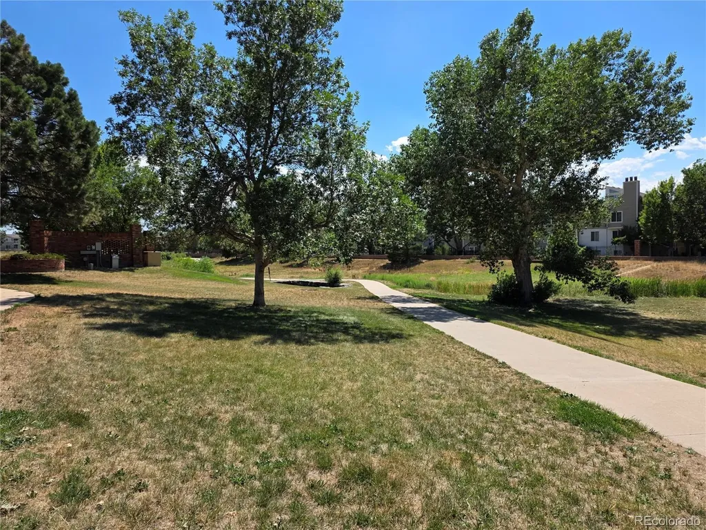 4084 S Carson Street Aurora CO 80014