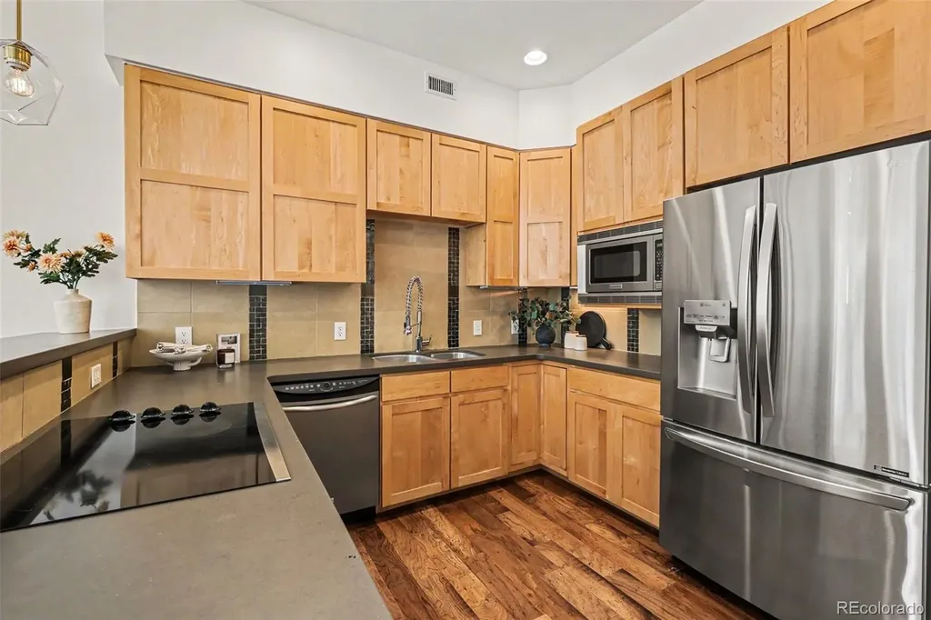 1738 N Franklin Street Denver CO 80218