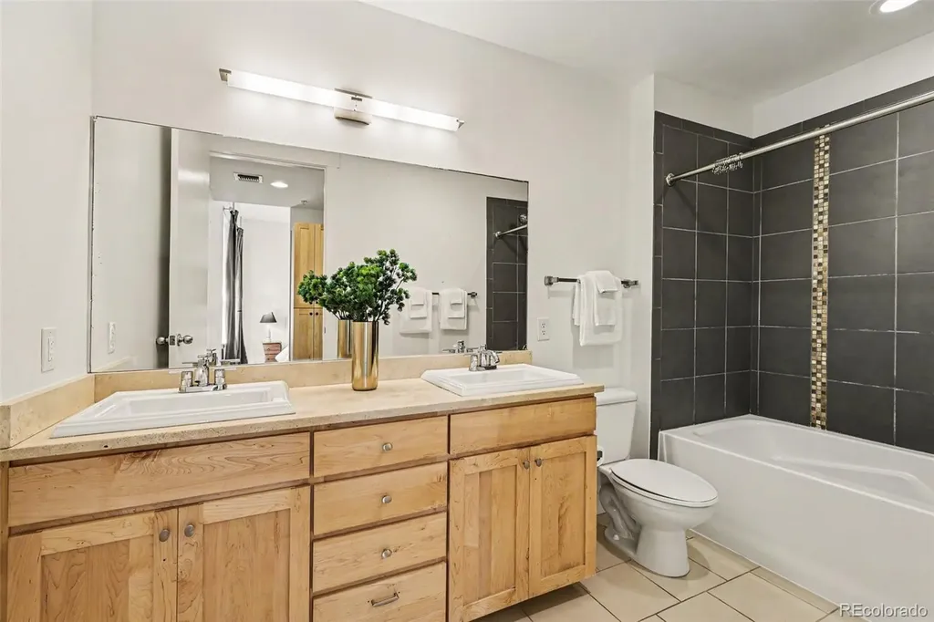 1738 N Franklin Street Denver CO 80218