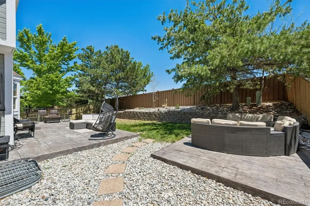 9962 Hawthorne Street Highlands Ranch CO 80126