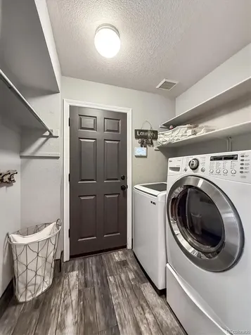 9962 Hawthorne Street Highlands Ranch CO 80126