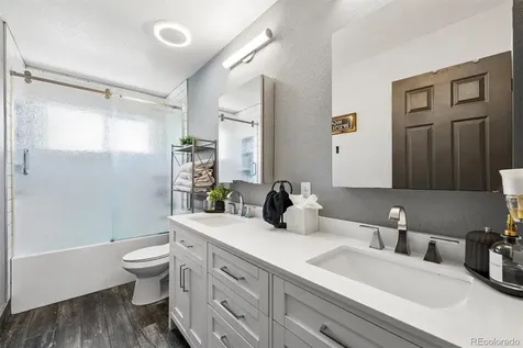 9962 Hawthorne Street Highlands Ranch CO 80126
