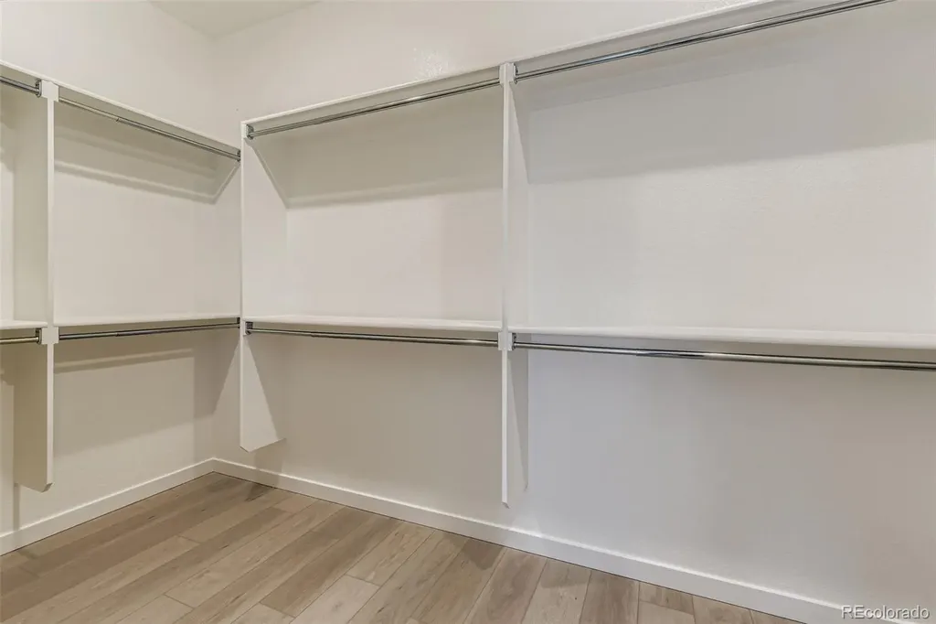8895 S Riviera Way Aurora CO 80016