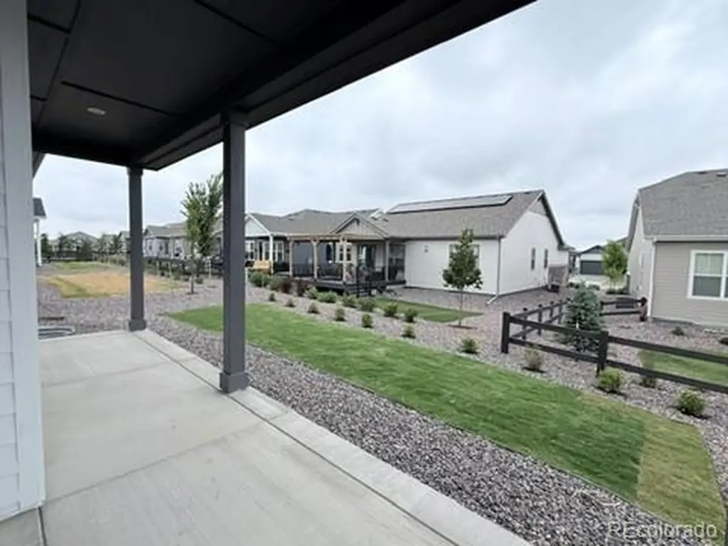 8895 S Riviera Way Aurora CO 80016