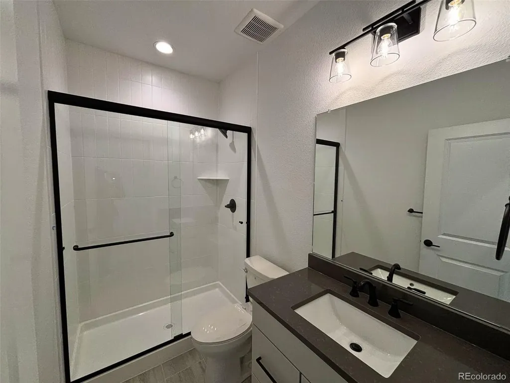 8895 S Riviera Way Aurora CO 80016