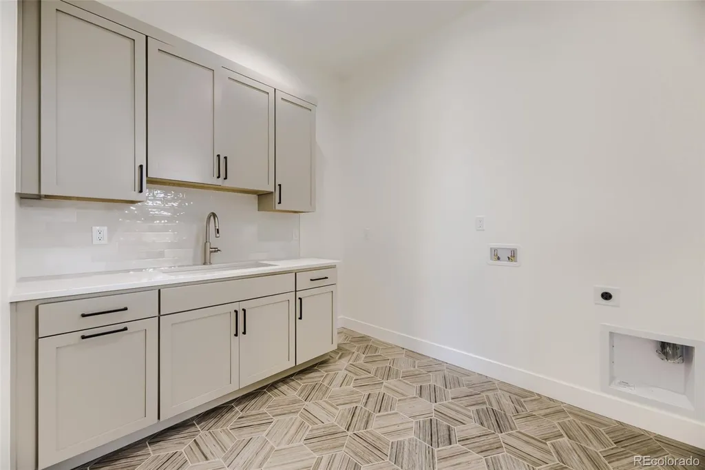 9728 Majestic Oak Drive Parker CO 80134