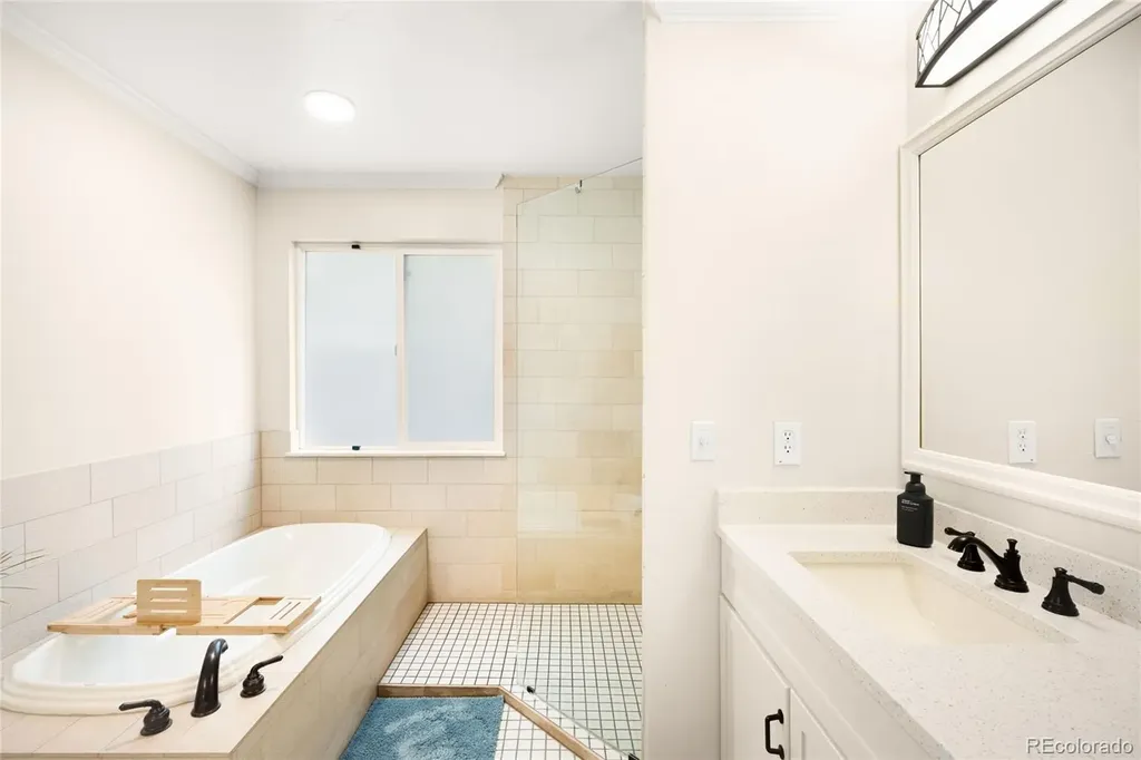 1224 Glencoe Street Denver CO 80220