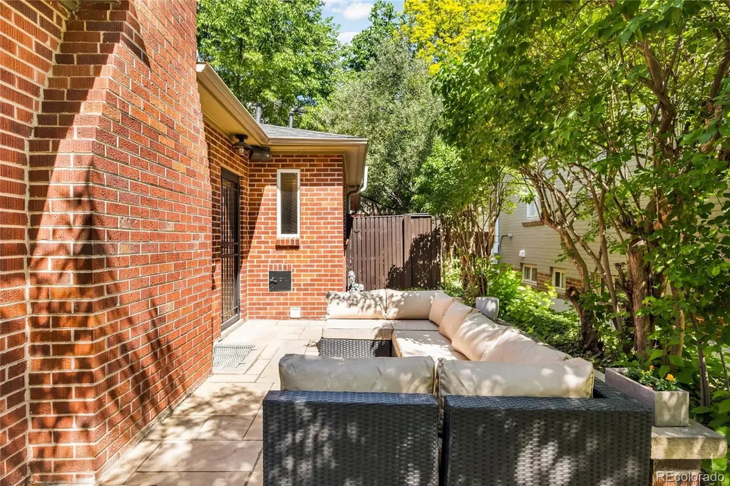 1224 Glencoe Street Denver CO 80220