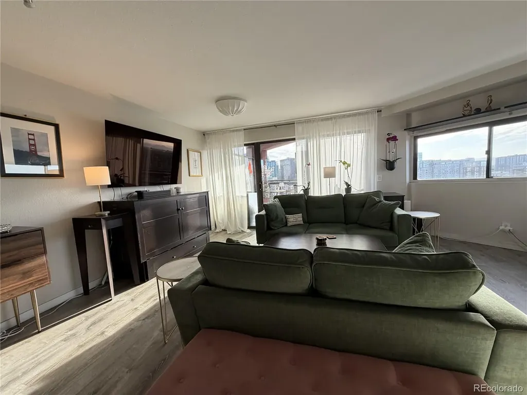 100 Park Avenue Denver CO 80205
