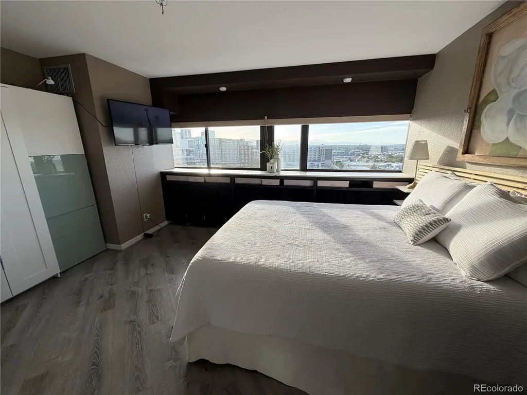 100 Park Avenue Denver CO 80205