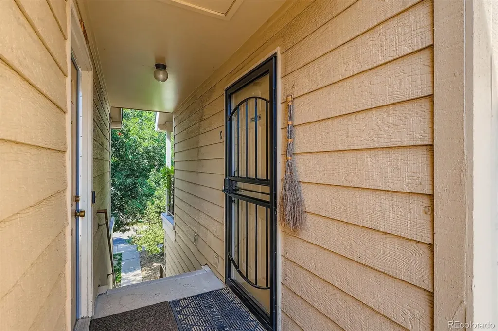 950 S Dahlia Street Denver CO 80246