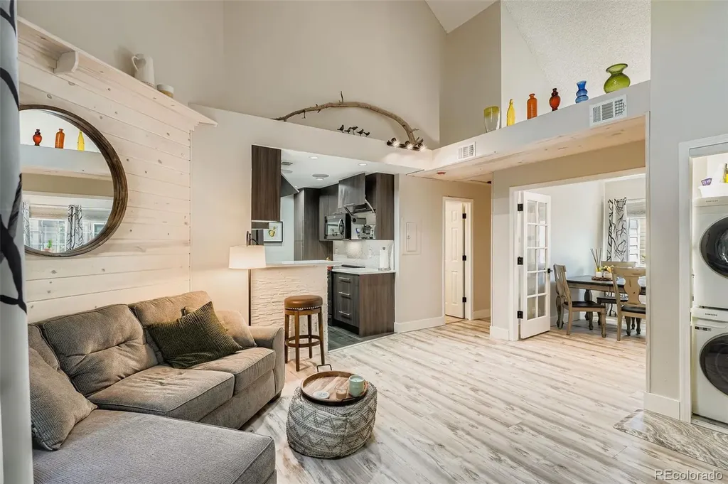950 S Dahlia Street Denver CO 80246