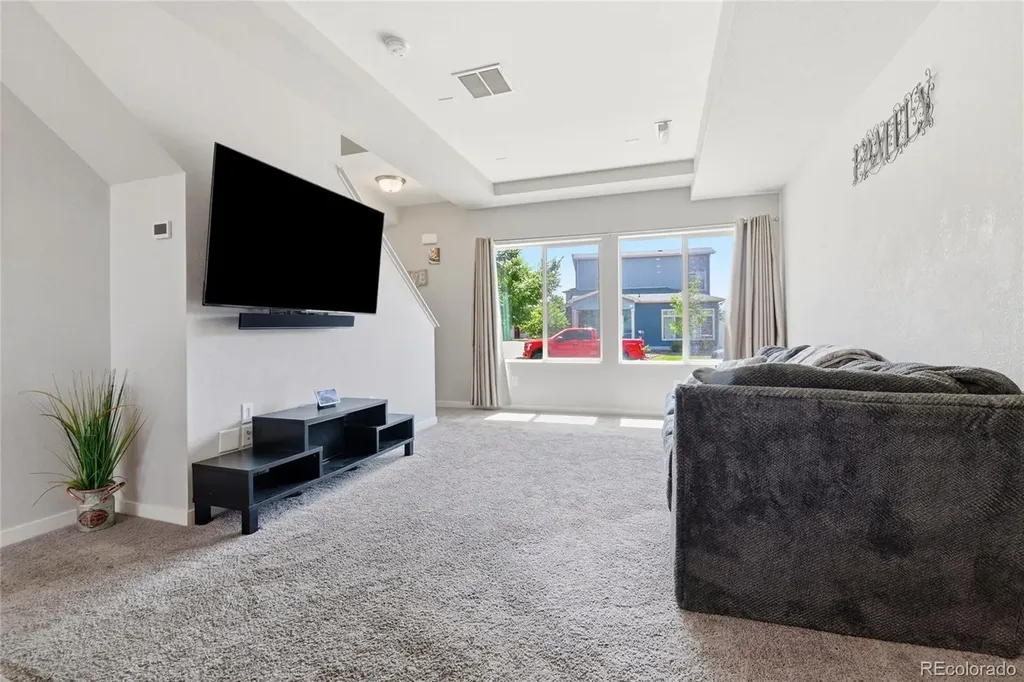 17975 E 54th Avenue Aurora CO 80249
