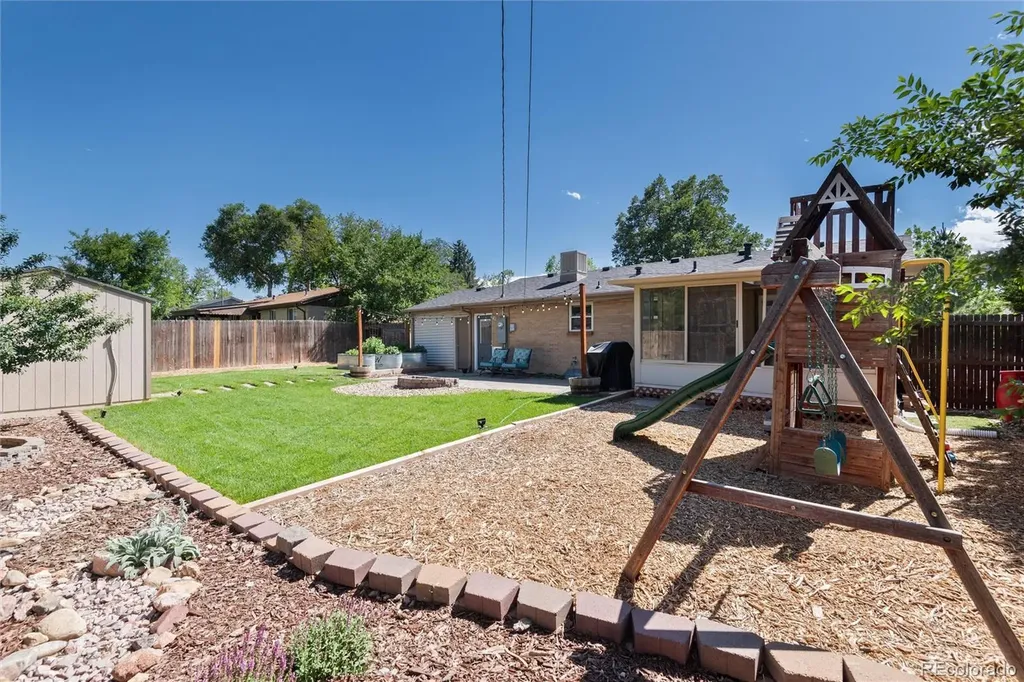 362 S Salem Street Aurora CO 80012