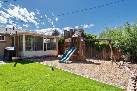 362 S Salem Street Aurora CO 80012