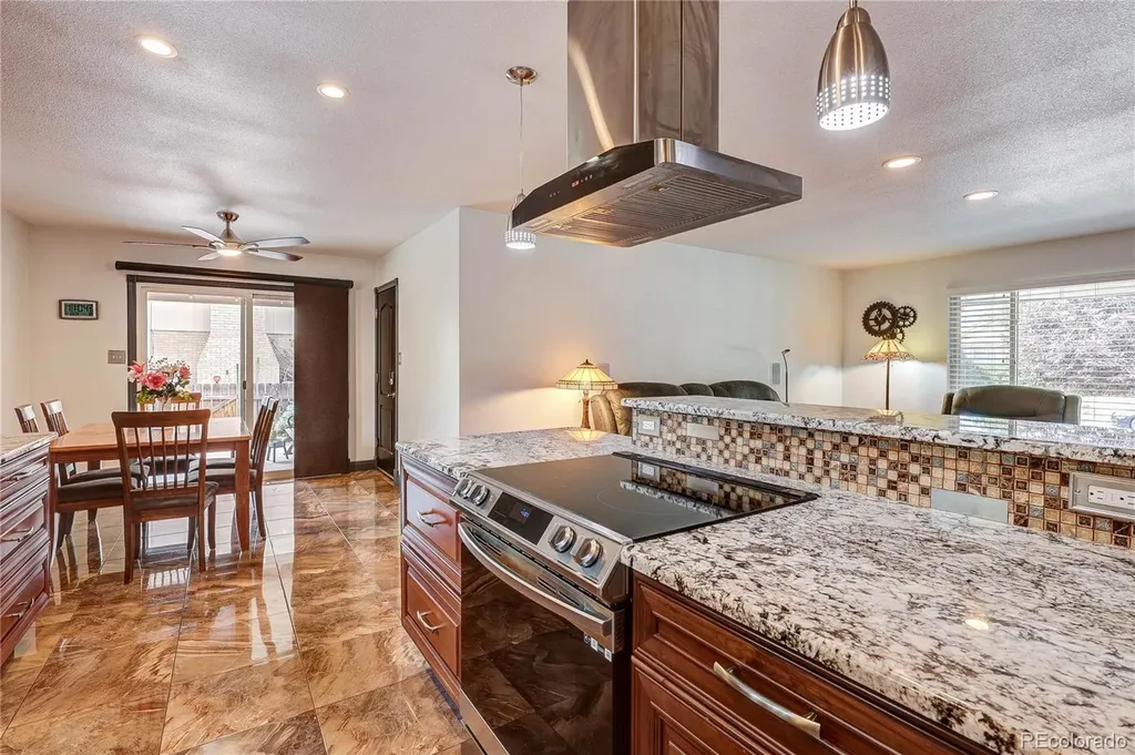 7246 S Quebec Court Centennial CO 80112