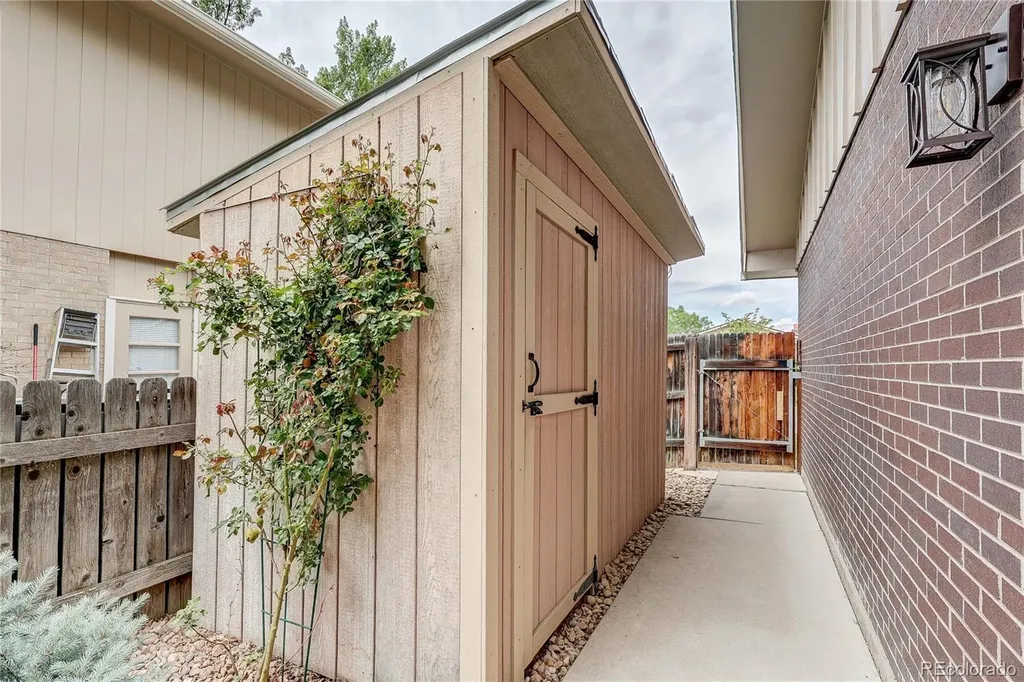 7246 S Quebec Court Centennial CO 80112