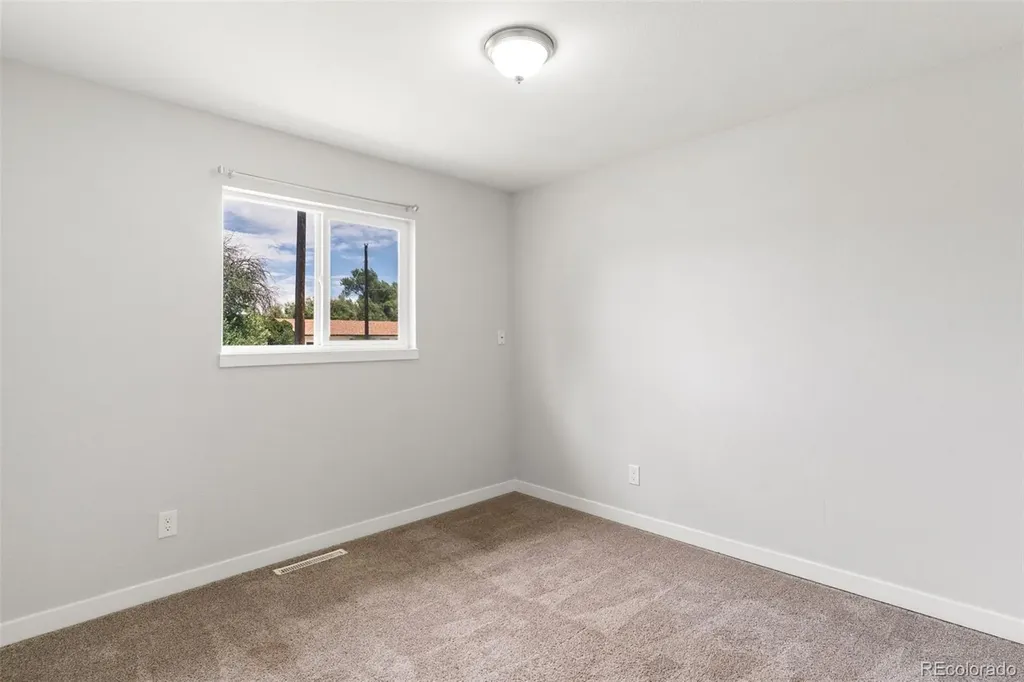 1530 Maxwell Street Colorado Springs CO 80906