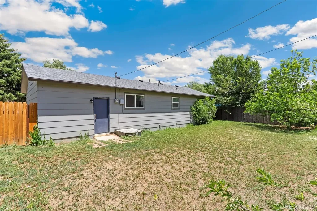 1530 Maxwell Street Colorado Springs CO 80906