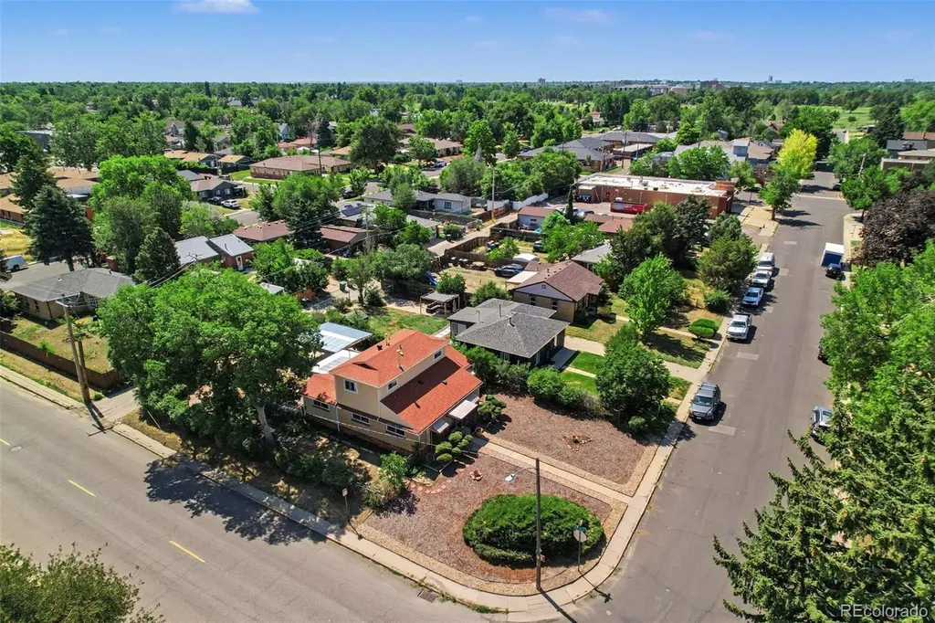2856 N Madison Street Denver CO 80205
