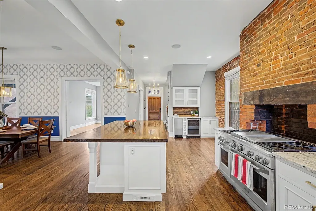 2080 N Clarkson Street Denver CO 80205
