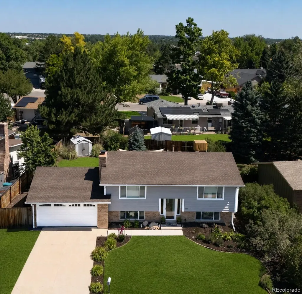 6995 W Rowland Avenue Littleton CO 80128