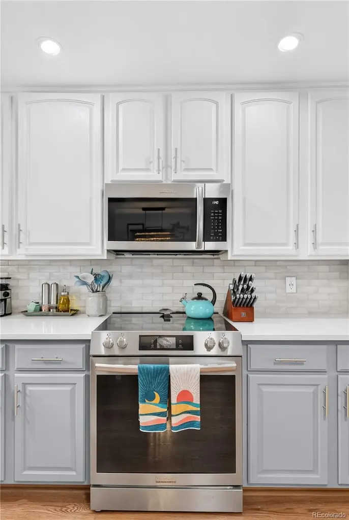 6995 W Rowland Avenue Littleton CO 80128