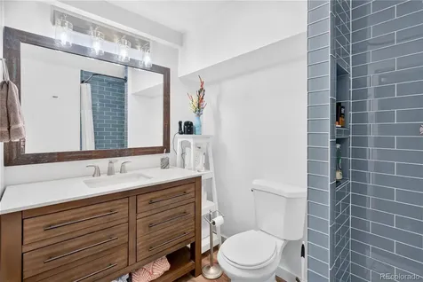 6995 W Rowland Avenue Littleton CO 80128