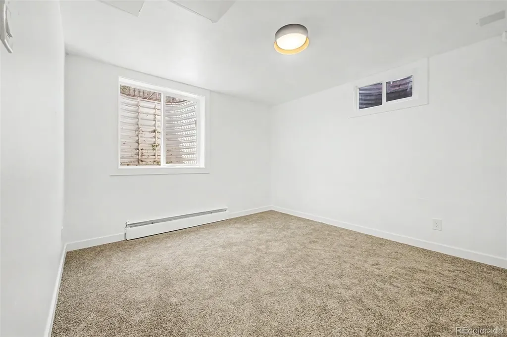 2318 S Perry Street Denver CO 80219