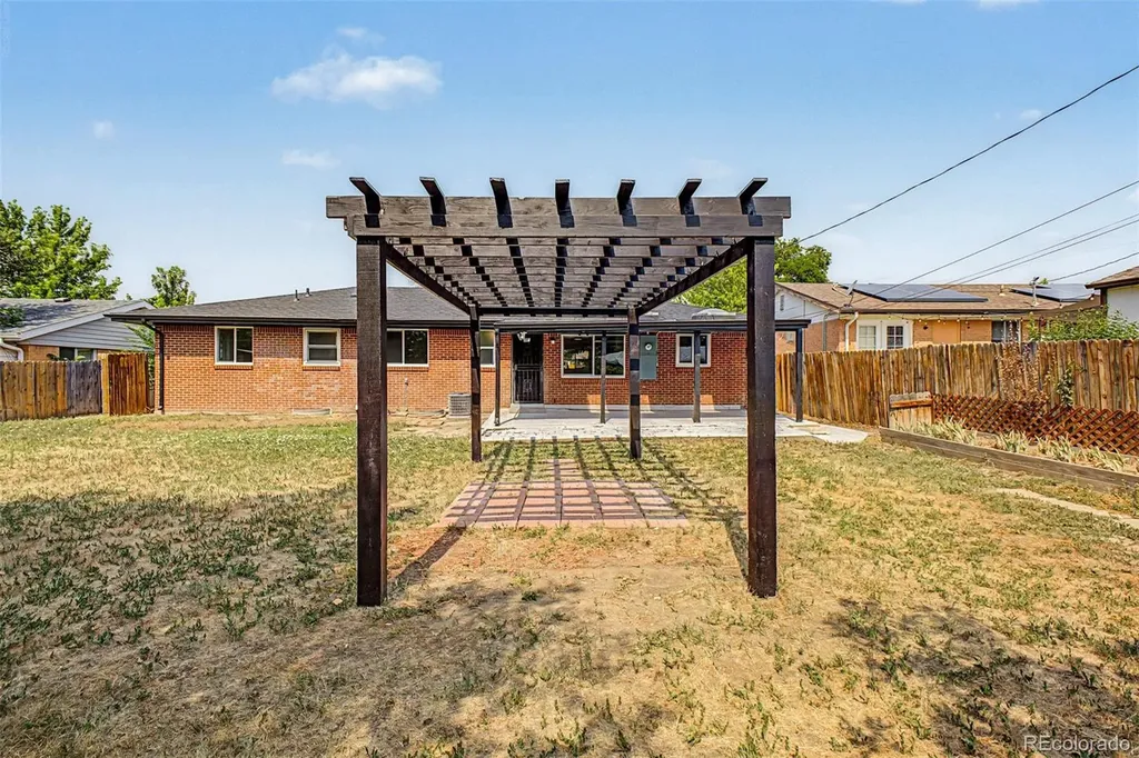 2318 S Perry Street Denver CO 80219