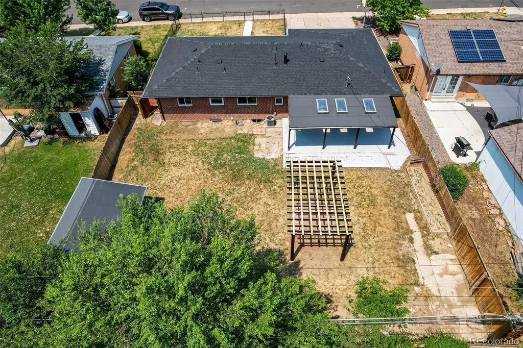 2318 S Perry Street Denver CO 80219
