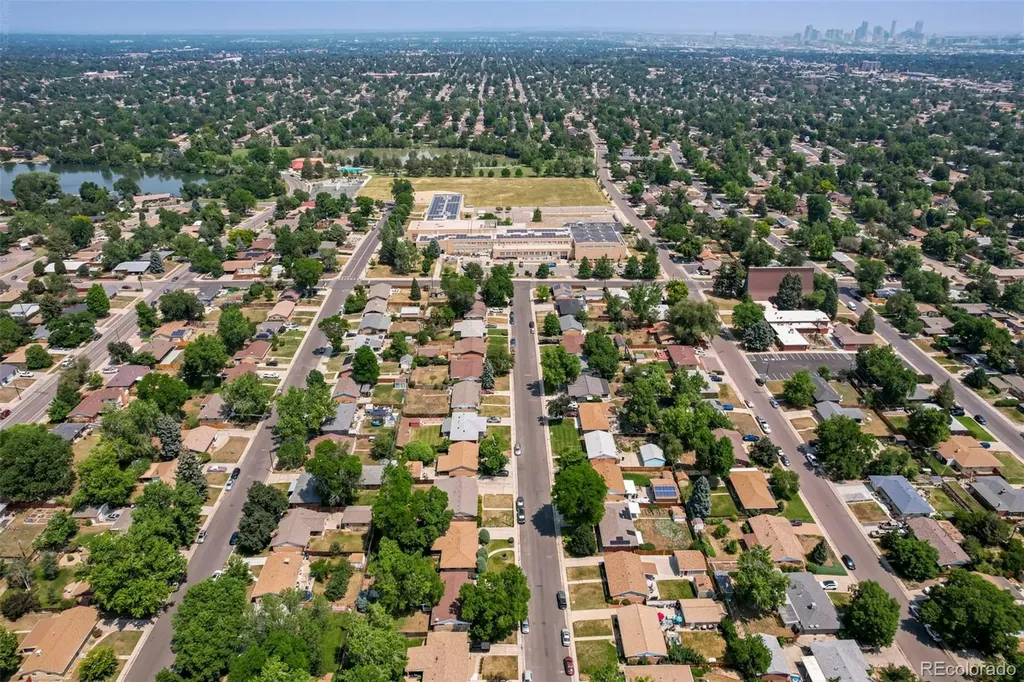 2318 S Perry Street Denver CO 80219