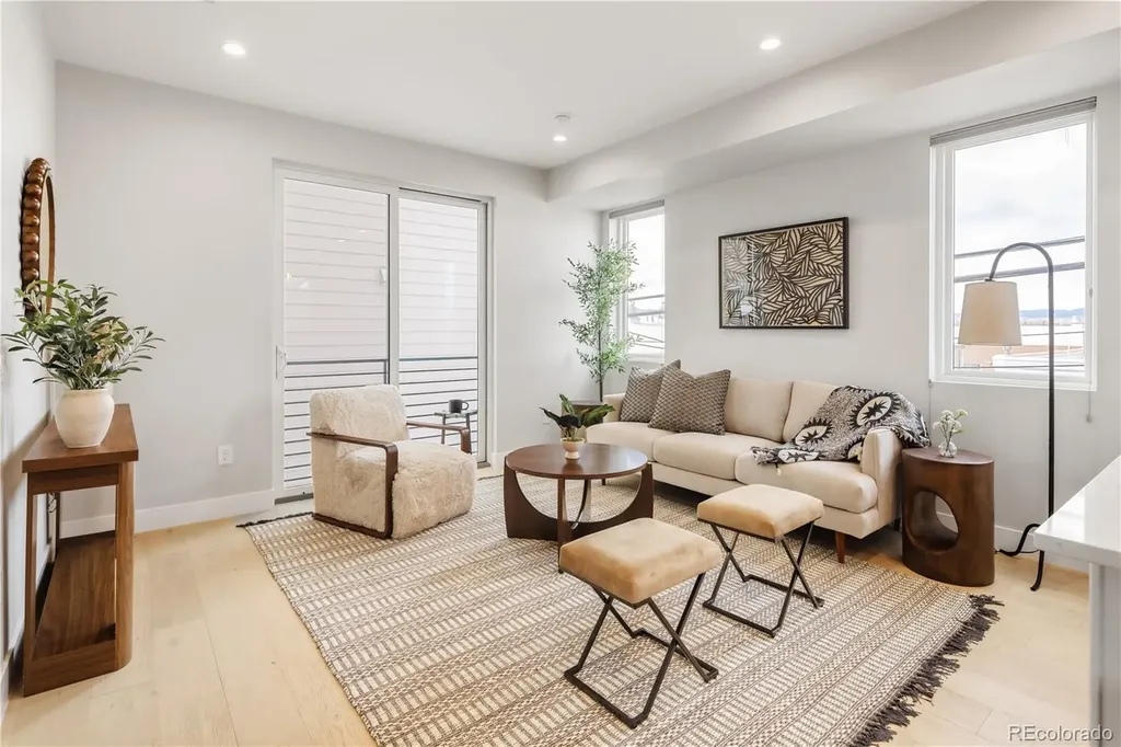 1467 N Locust Street Denver CO 80220