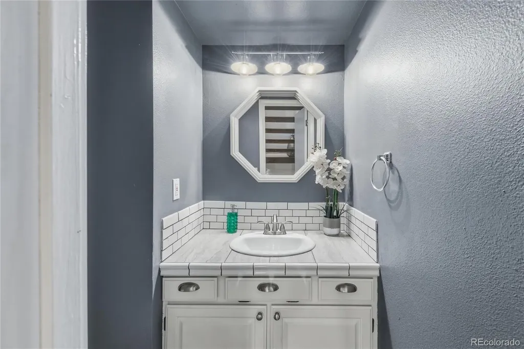 6890 E Mississippi Avenue Denver CO 80224