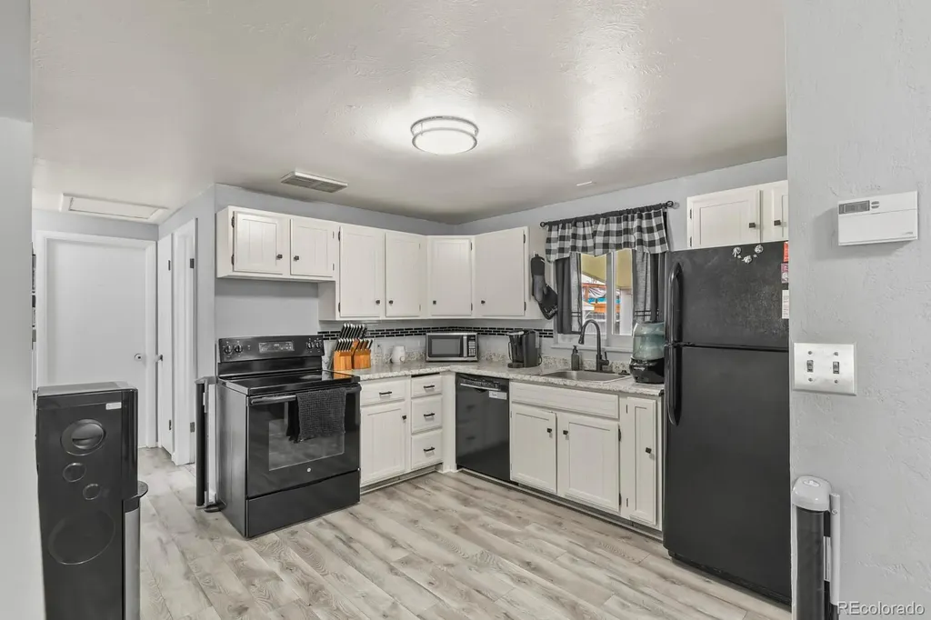 7510 Monaco Street Commerce City CO 80022