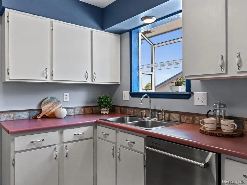 225 Ash Avenue Castle Rock CO 80104