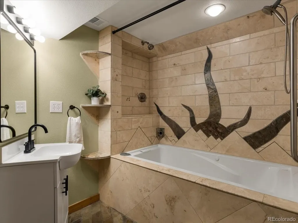 225 Ash Avenue Castle Rock CO 80104