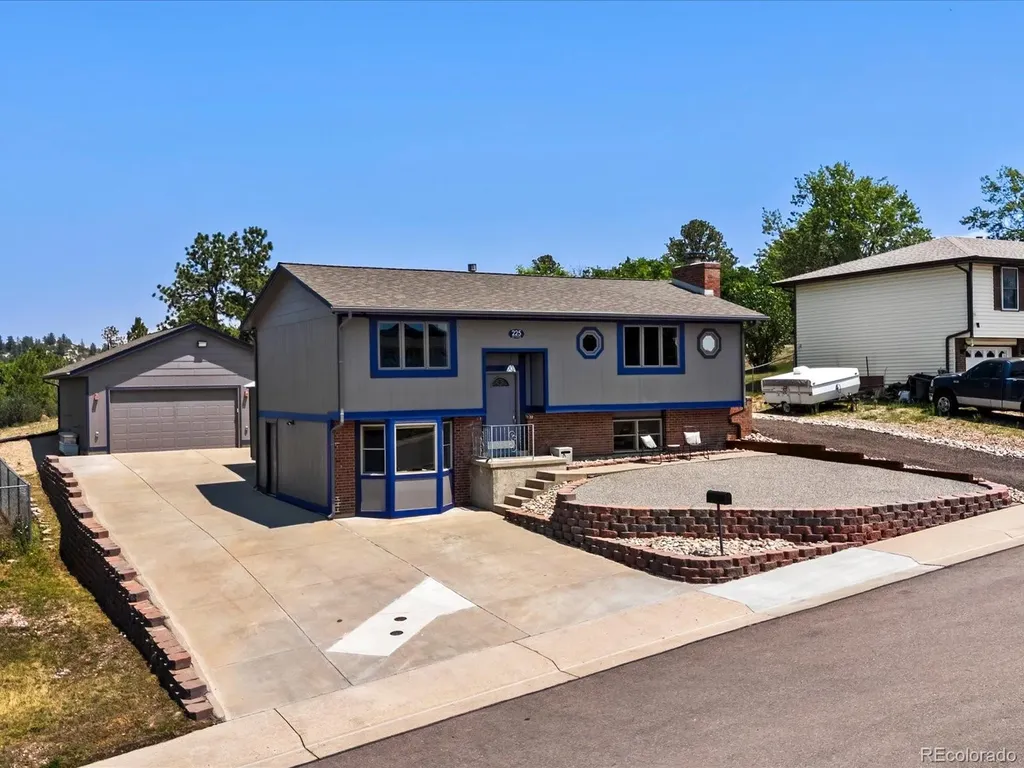 225 Ash Avenue Castle Rock CO 80104