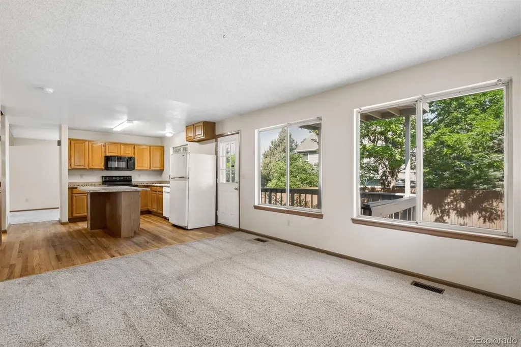 9809 Rosewalk Drive Littleton CO 80129